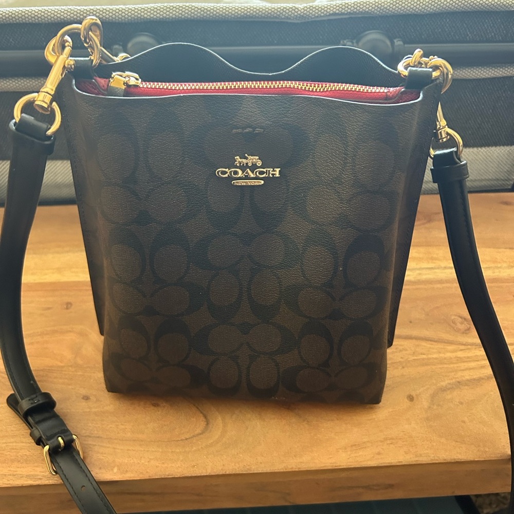 Coach bucket bag